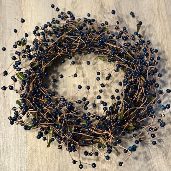 Source Unknown | Holiday | Primitive Beautiful Blueberries Grapevine ...